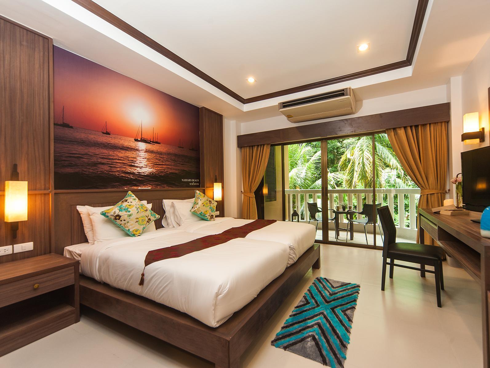 Ratana Hill Patong Aparthotel Luaran gambar
