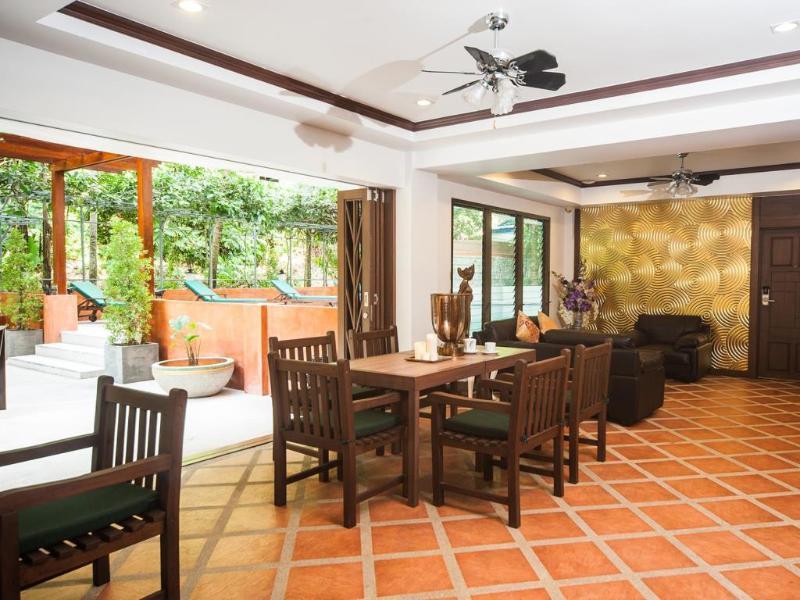 Ratana Hill Patong Aparthotel Luaran gambar